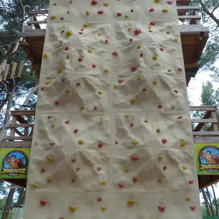 ホリデーパーク Plamar Mobile Homes Bi Village 4*