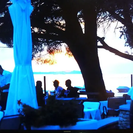 ホリデーパーク Plamar Mobile Homes Bi Village 4*